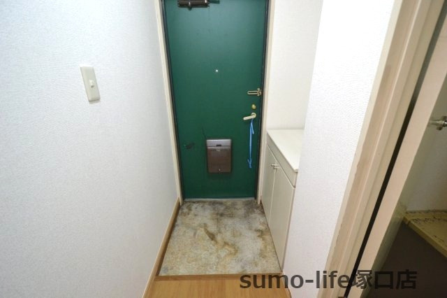 フリーダム常吉の玄関