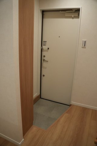 エテルノヴァローレ多摩センターの玄関|きれいな玄関です