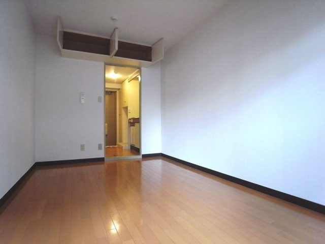 サンパレス南町の洋室|きれいな洋室です