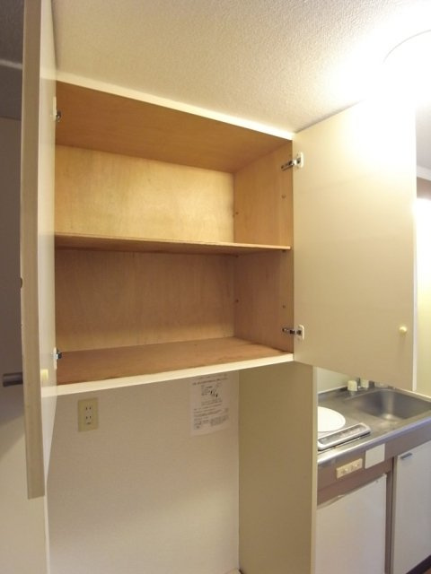 サンパレス南町の収納|小物を収納するのに便利です