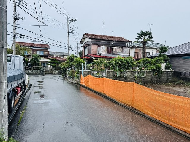 八王子市　川口町　新築一戸建て　０４期の前面道路含む現地写真|～4ｍ道路に面しています～