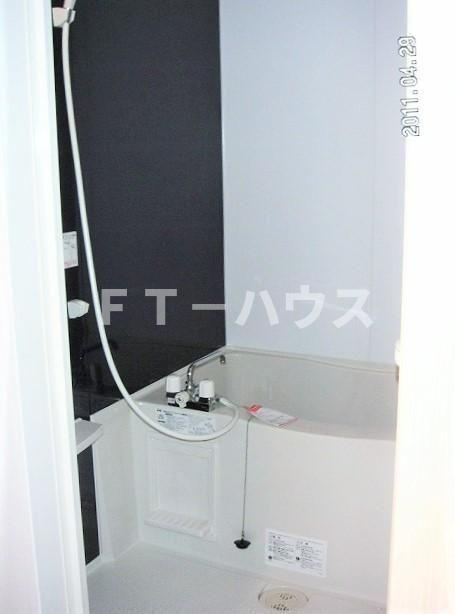 プリマベーラ本中山の浴室