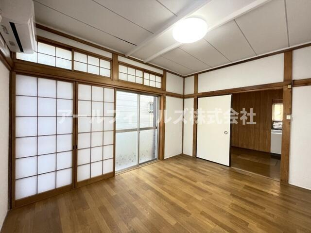北松戸戸建の居間・リビング