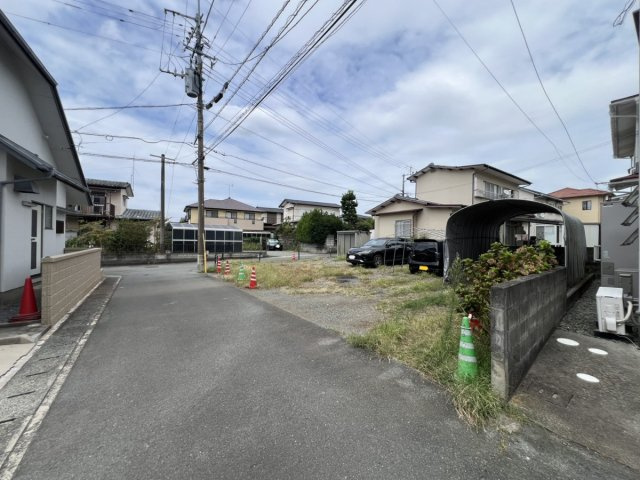 北区楡木四丁目土地の前面道路含む現地写真