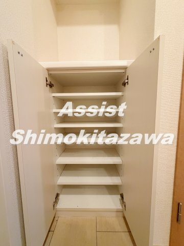 ヒルトップ北沢の収納