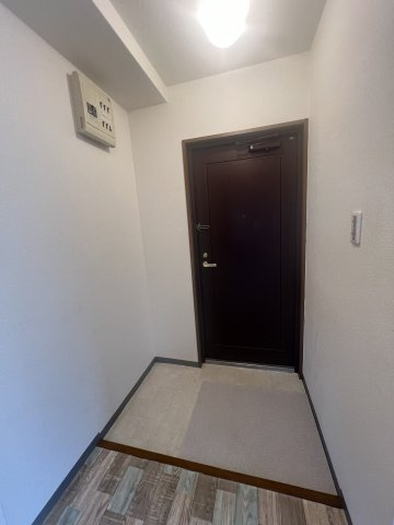 マンションOMOYAの玄関