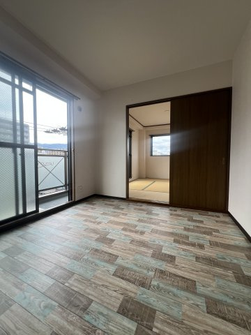 マンションOMOYAの居間・リビング