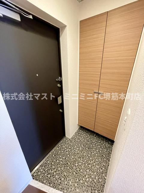 アクアプレイス北浜の玄関