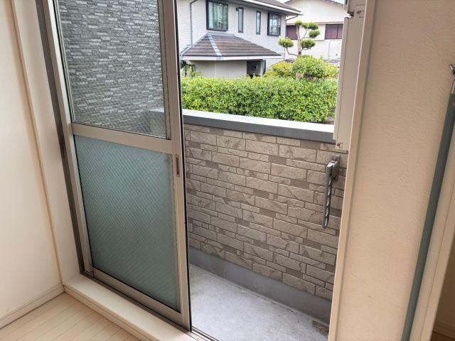 福岡市南区南大橋１丁目のアパートのバルコニー