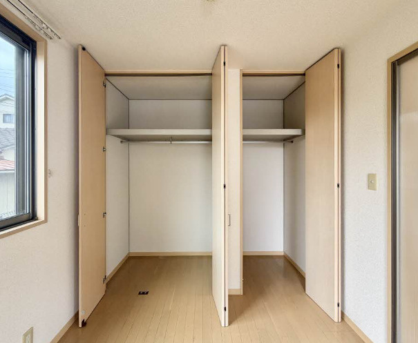 Ｓｕｎｎｙ　ｃｏｕｒｔ　屋野　Ⅲ棟の内装