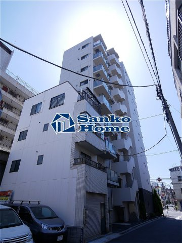 ライジングプレイス西浅草の外観