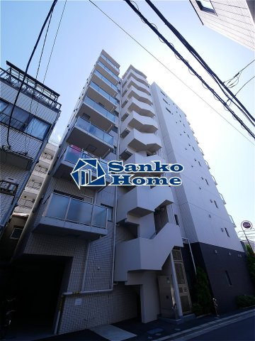 ライジングプレイス西浅草の外観