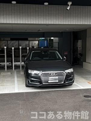 スワンズシティ神戸湊川 IIの駐車場