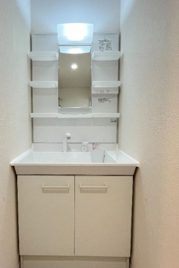 マーレ西巣鴨の独立洗面台|独立洗面化粧台が付いています