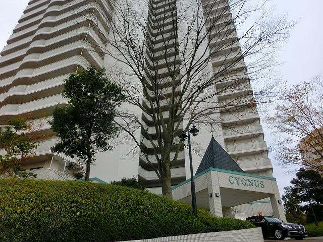 須磨パークヒルズC棟の外観