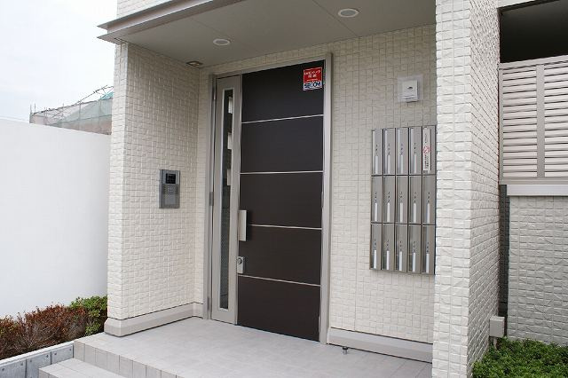 【エントランス】アーバンハイツ段上
