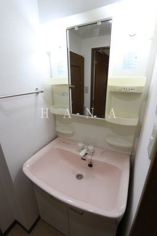 エクセルいづみの独立洗面台
