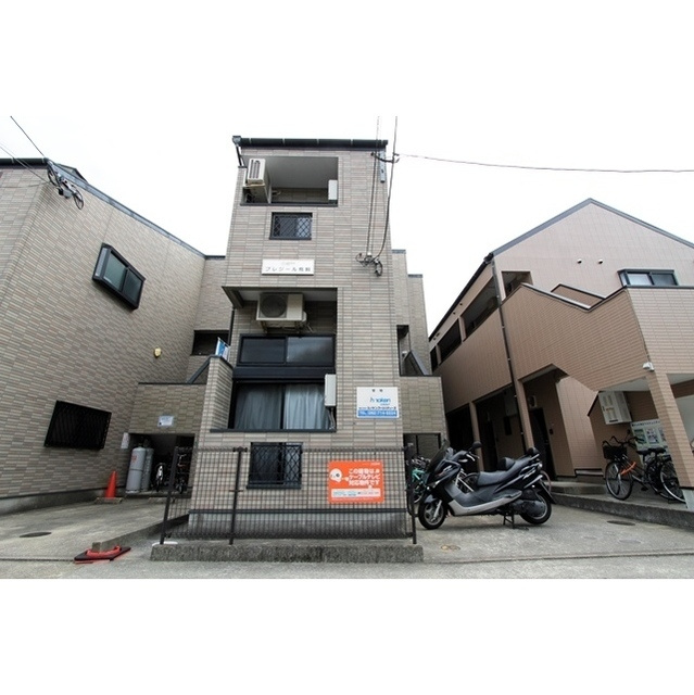 福岡市城南区鳥飼４丁目のアパートの外観