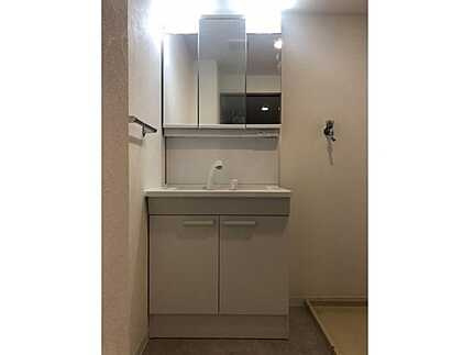 ダイアパレスプロムナード加古町の独立洗面台