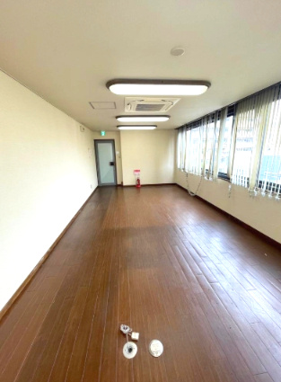 大伸背戸口ビルの内装