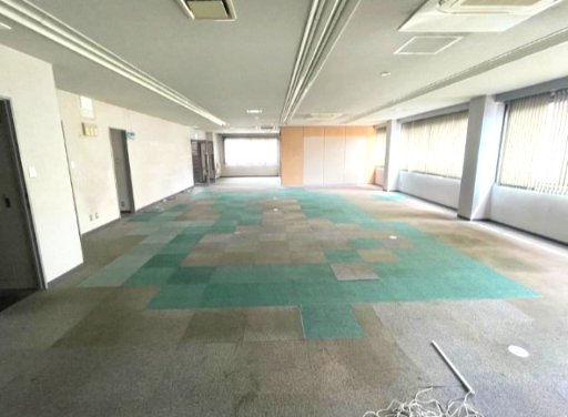 大伸背戸口ビルの内装