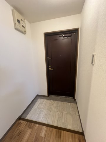 マンションOMOYAの玄関