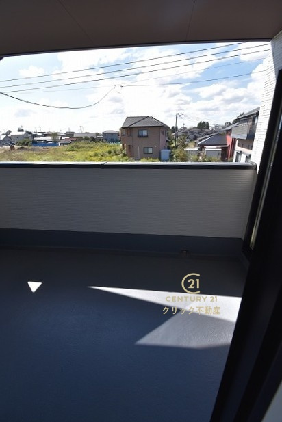 TERRACE　ひたちなか市東石川　1期 　限定1棟！のバルコニー|日当たり良好なバルコニーです。気分転換に出るだけでも、晴れた日にお洗濯物やお布団を一気に干すのも気持ちがいい♪