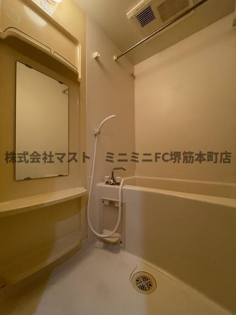 エスリード御堂筋梅田の浴室