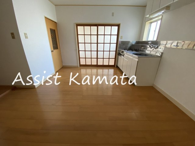 仲六マンションの居間・リビング