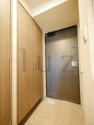 エステムプラザ横濱関内の玄関