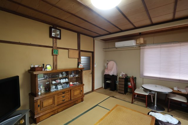 見附市本所１丁目　土地建物の内装