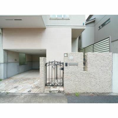 目黒区青葉台１丁目の一戸建ての外観|外観は落ち着いています