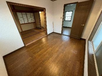 大阪市鶴見区横堤２丁目の住宅付店舗戸建の内装