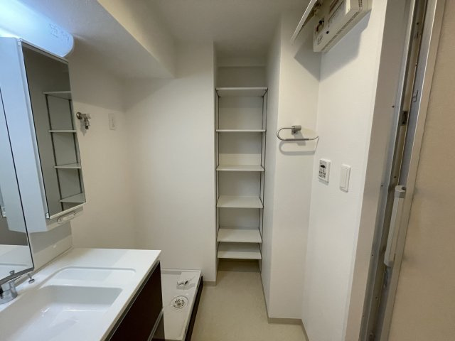 プレジオ本町の洗面所|イメージとして同建物他部屋を表示しています