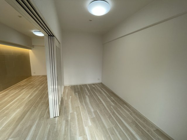 プレジオ本町の洋室|イメージとして同建物他部屋を表示しています