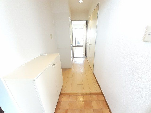 パピヨン青木の玄関