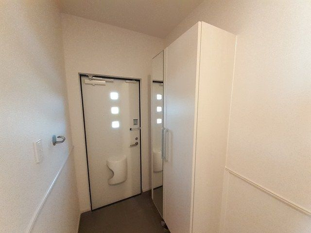 プロスペリテ下阪本の玄関