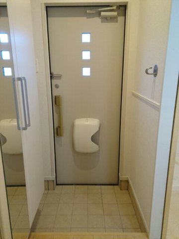 シノン松風　Ⅱの玄関