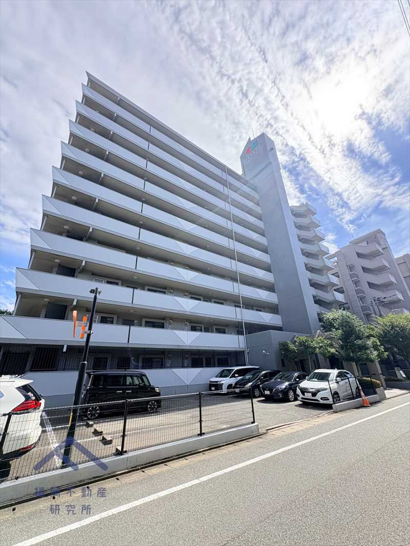 クローバーマンション空港東2の外観