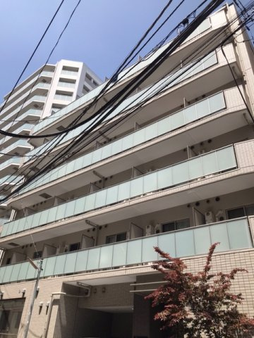ラクラス市川の外観