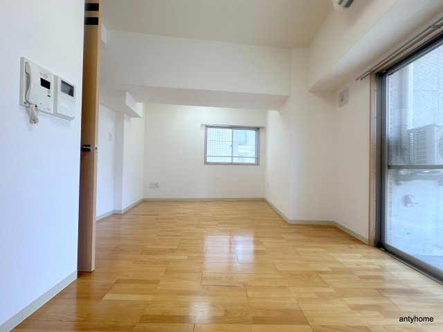 レジデンス本町　仲介手数料無料の洋室