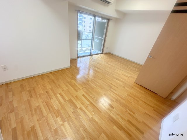 レジデンス本町　仲介手数料無料の寝室