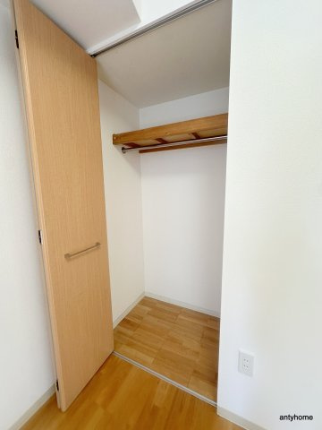 レジデンス本町　仲介手数料無料の収納