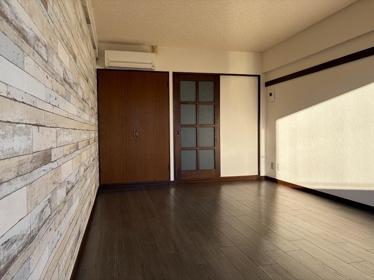 【寝室】クレセントいづみ 