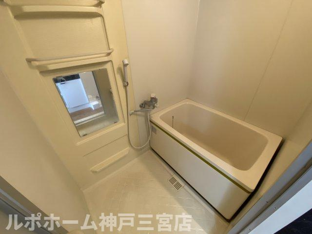 ノベラ海岸通の浴室