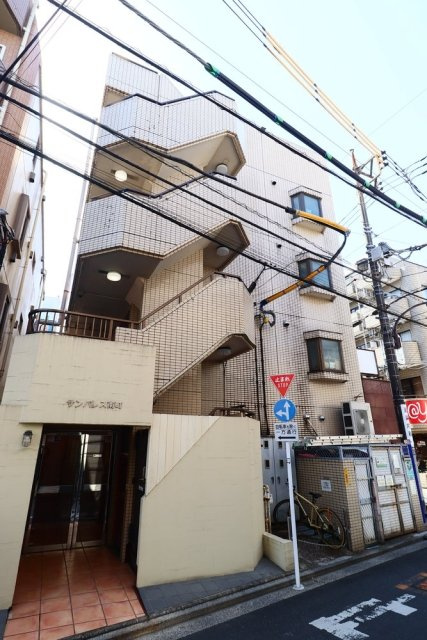 サンパレス南町の外観