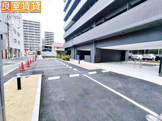 【駐車場】 | メイクスアート新栄Ⅲ
