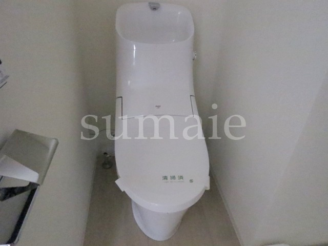 RELUXIA赤羽志茂のトイレ|温水洗浄機能付きトイレです