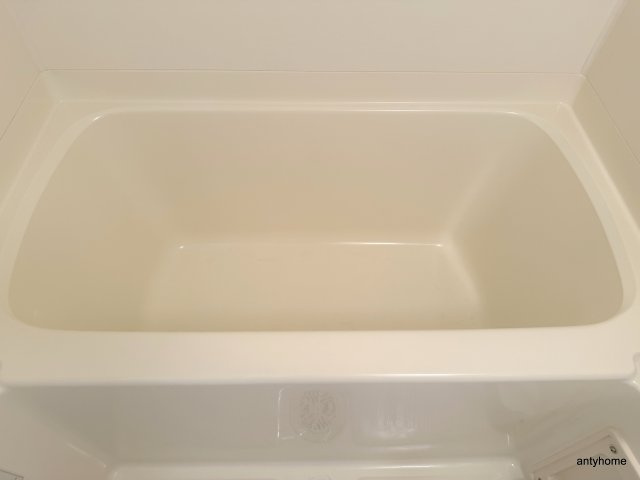 レジデンス本町　仲介手数料無料の浴室