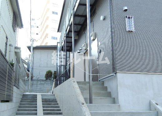 板橋区板橋４丁目のアパートのエントランス